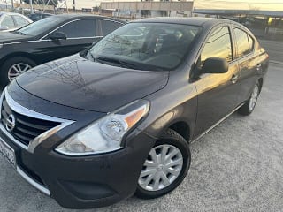 2015 Nissan Versa 1.6 S 3N1CN7AP2FL844266 2015 Nissan Versa 1.6 S