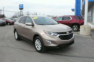 2019 Chevrolet Equinox LT 2GNAXUEV0K6102525 2019 Chevrolet Equinox LT