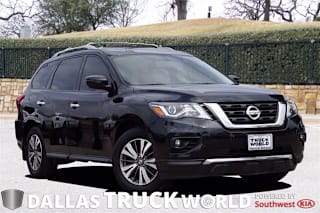 2017 Nissan Pathfinder 5N1DR2MN5HC641854 2017 Nissan Pathfinder