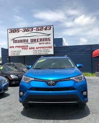 2018 Toyota RAV4 JTMWFREV6JD109929 2018 Toyota RAV4