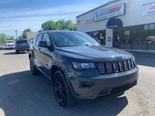 2017 Jeep Grand Cherokee Altitude 1C4RJFAG1HC886259 2017 Jeep Grand Cherokee Altitude