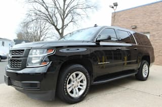 2017 Chevrolet Suburban LT 1500 1GNSCHKC9HR187257 2017 Chevrolet Suburban LT 1500