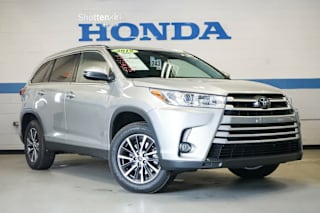 2019 Toyota Highlander XLE 5TDKZRFHXKS558454 2019 Toyota Highlander XLE