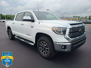 2018 Toyota Tundra SR5 5TFDY5F13JX692450 2018 Toyota Tundra SR5