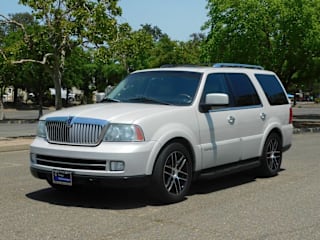 2005 Lincoln Navigator Luxury 5LMFU28555LJ18117 2005 Lincoln Navigator Luxury