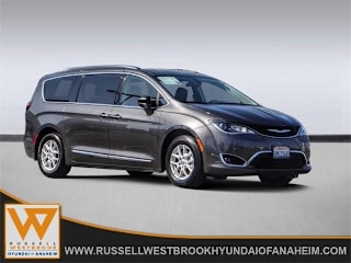 2020 Chrysler Pacifica Touring L 2C4RC1BG7LR131564 2020 Chrysler Pacifica Touring L