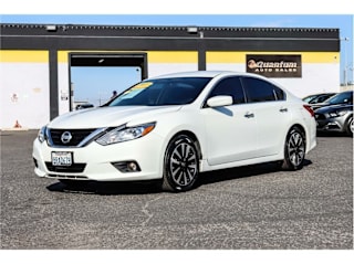 2018 Nissan Altima 1N4AL3AP7JC169284 2018 Nissan Altima