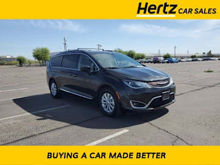 2019 Chrysler Pacifica Touring L 2C4RC1BG5KR651762 2019 Chrysler Pacifica Touring L