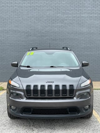 2018 Jeep Cherokee Latitude 1C4PJLCB9JD573340 2018 Jeep Cherokee Latitude