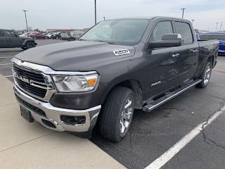2019 Ram Pickup 1500 1C6SRFMT3KN574403 2019 Ram Pickup 1500