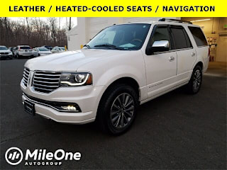 2017 Lincoln Navigator 5LMJJ2JT4HEL13114 2017 Lincoln Navigator