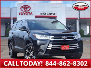 2019 Toyota Highlander LE 5TDZARFH2KS056656 2019 Toyota Highlander LE