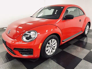 2018 Volkswagen Beetle 2.0T S 3VWFD7AT5JM701676 2018 Volkswagen Beetle 2.0T S
