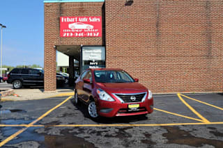 2017 Nissan Versa 1.6 S 3N1CN7AP6HL843303 2017 Nissan Versa 1.6 S