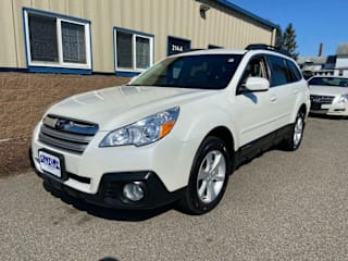 2014 Subaru Outback 2.5i Premium 4S4BRBCC2E3242306 2014 Subaru Outback 2.5i Premium