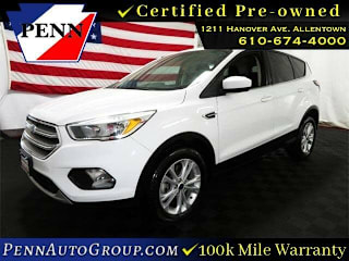 2017 Ford Escape SE 1FMCU9GD7HUD48196 2017 Ford Escape SE