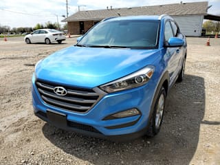 2016 Hyundai Tucson SE KM8J3CA43GU099135 2016 Hyundai Tucson SE