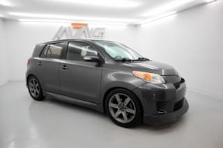 2010 Scion xD Base JTKKU4B42AJ054943 2010 Scion xD Base