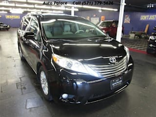 2014 Toyota Sienna XLE 8-Passenger 5TDYK3DC2ES430717 2014 Toyota Sienna XLE 8-Passenger