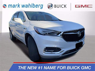 2018 Buick Enclave Essence 5GAERBKW2JJ204966 2018 Buick Enclave Essence