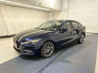 2018 Mazda Mazda3 Grand Touring 3MZBN1W32JM166100 2018 Mazda Mazda3 Grand Touring