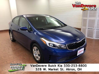 2018 Kia Forte 3KPFL4A77JE209829 2018 Kia Forte