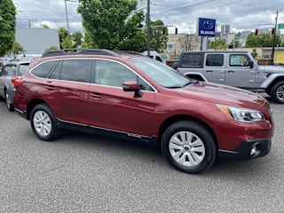 2017 Subaru Outback 2.5i Premium 4S4BSAFC2H3256317 2017 Subaru Outback 2.5i Premium