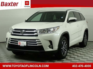2018 Toyota Highlander XLE 5TDJZRFH2JS878748 2018 Toyota Highlander XLE