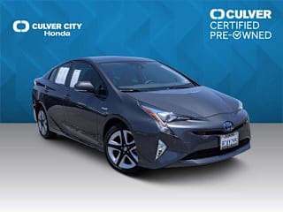 2018 Toyota Prius Three Touring JTDKARFU8J3546632 2018 Toyota Prius Three Touring