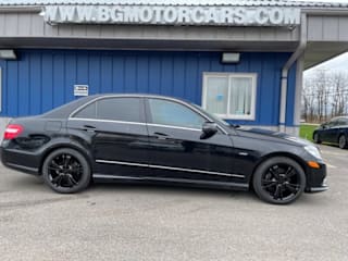 2012 Mercedes-Benz E-Class E 350 Luxury 4MATIC WDDHF8JB4CA573164 2012 Mercedes-Benz E-Class E 350 Luxury 4MATIC