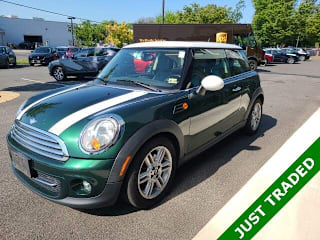 2011 MINI Cooper Base WMWSU3C50BT184232 2011 MINI Cooper Base