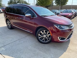 2018 Chrysler Pacifica Limited 2C4RC1GG3JR157505 2018 Chrysler Pacifica Limited