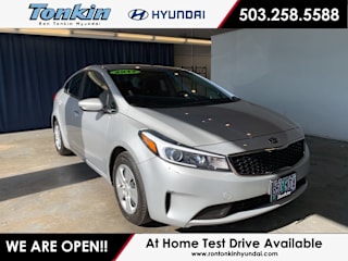 2017 Kia Forte LX 3KPFL4A74HE076179 2017 Kia Forte LX