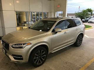 2018 Volvo XC90 T6 Momentum YV4A22PK8J1376715 2018 Volvo XC90 T6 Momentum