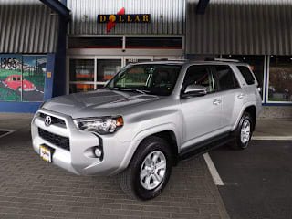 2019 Toyota 4Runner SR5 JTEBU5JR4K5706672 2019 Toyota 4Runner SR5