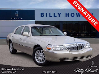2006 Lincoln Town Car Signature 1LNHM81V66Y633432 2006 Lincoln Town Car Signature