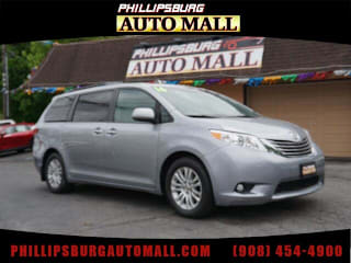2016 Toyota Sienna XLE 8-Passenger 5TDYK3DC7GS751350 2016 Toyota Sienna XLE 8-Passenger