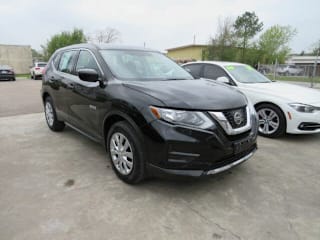 2017 Nissan Rogue 5N1AT2MT0HC869585 2017 Nissan Rogue