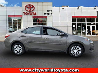 2017 Toyota Corolla LE 2T1BURHE5HC888795 2017 Toyota Corolla LE