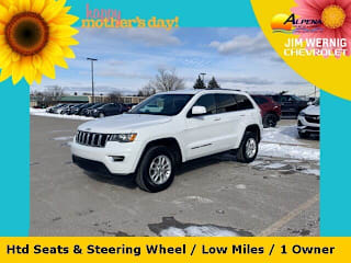 2018 Jeep Grand Cherokee Laredo 1C4RJFAG2JC218587 2018 Jeep Grand Cherokee Laredo