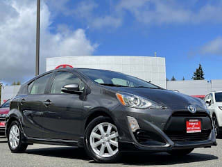 2017 Toyota Prius c Three JTDKDTB33H1596796 2017 Toyota Prius c Three