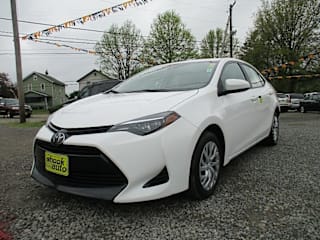 2018 Toyota Corolla LE 2T1BURHE3JC072187 2018 Toyota Corolla LE