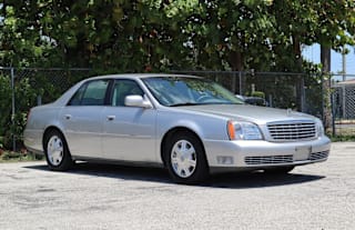 2004 Cadillac DeVille Base 1G6KD54Y74U190682 2004 Cadillac DeVille Base