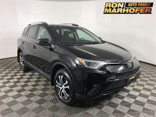 2018 Toyota RAV4 LE 2T3BFREV3JW792335 2018 Toyota RAV4 LE