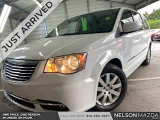 2014 Chrysler Town and Country 2C4RC1BG3ER126073 2014 Chrysler Town and Country