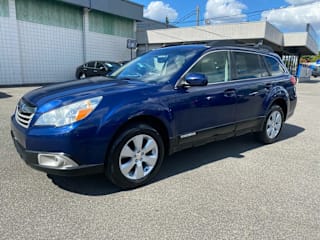 2011 Subaru Outback 2.5i Premium 4S4BRBGC3B3387439 2011 Subaru Outback 2.5i Premium