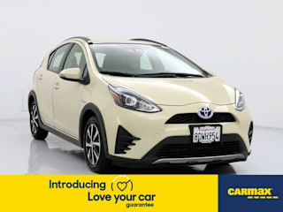 2018 Toyota Prius c One JTDKDTB33J1602313 2018 Toyota Prius c One