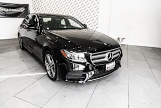 2017 Mercedes-Benz E-Class E 300 4MATIC WDDZF4KB1HA275903 2017 Mercedes-Benz E-Class E 300 4MATIC