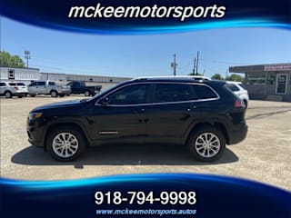 2019 Jeep Cherokee Latitude 1C4PJMCX7KD331066 2019 Jeep Cherokee Latitude