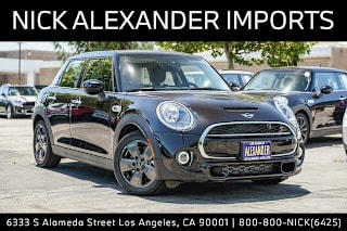 2021 MINI Hardtop 4 Door Cooper S WMWXU9C07M2P08823 2021 MINI Hardtop 4 Door Cooper S